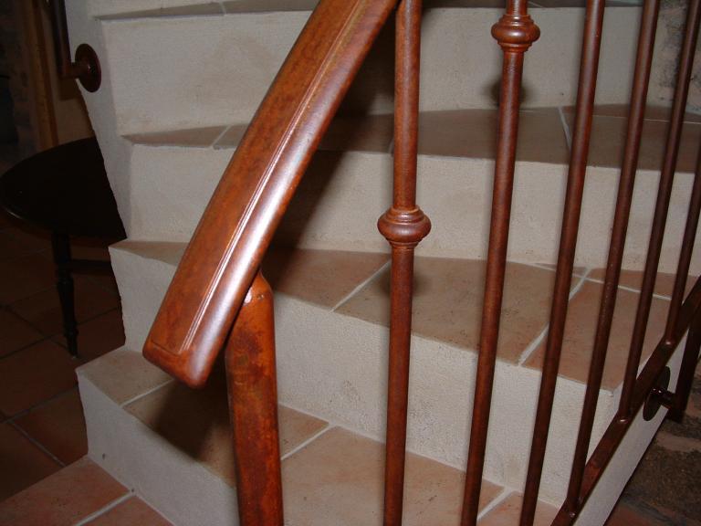 rampe, détail finition rouillé verni