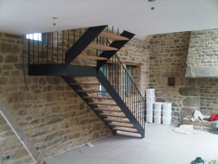 escalier quart tournant à palier intermédiaire
